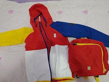 Dečiji komplet za kišu – šarena jakna sa kapuljačom + ranac Lego - na lalafo.rs — 4 Dečiji komplet za kišu – šarena jakna sa kapuljačom + ranac Lego - — 4