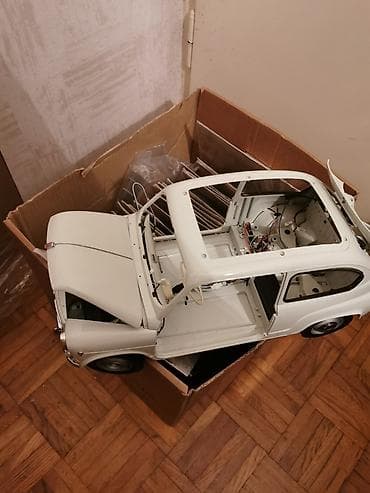 Maketa automobila Zastava 750 – veliki detaljni model - Velika maketa at lalafo.rs — 7 Maketa automobila Zastava 750 – veliki detaljni model - Velika maketa — 7