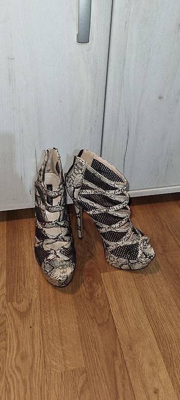 Čizme, 37, bоја - Bordo na lalafo.rs — 7 Čizme, 37, bоја - Bordo — 7