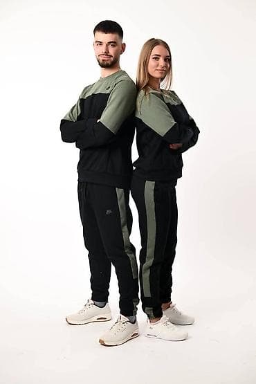 Trenerka Nike, bоја - Šareno na lalafo.rs — 9 Trenerka Nike, bоја - Šareno — 9