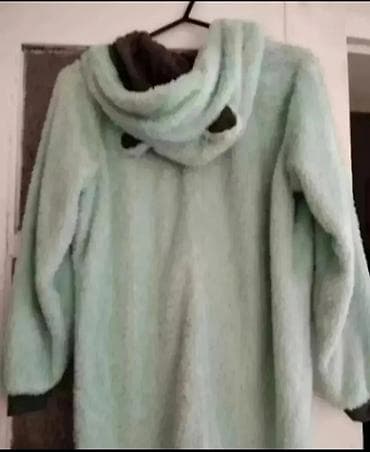 Jednodelna pidzama br.134-140 u super stanju na lalafo.rs — 2 Jednodelna pidzama br.134-140 u super stanju — 2