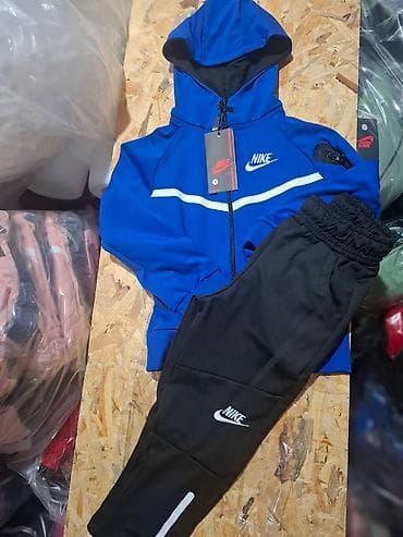 Dečije trenerke stigao rezervisite dok ima 14 za samo 3300 din na lalafo.rs — 2 Dečije trenerke stigao rezervisite dok ima 14 za samo 3300 din — 2