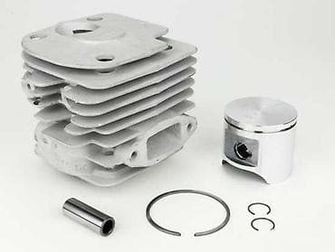 Set cilindar + klip za dvotaktni motor Opis: - Komplet obuhvata na lalafo.rs Set cilindar + klip za dvotaktni motor Opis: - Komplet obuhvata