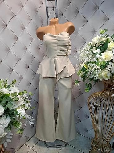 Personal Items: Elegantni dvodelni komplet – top bez bretela i pantalone sa širokim at lalafo.rs — 2 Personal Items: Elegantni dvodelni komplet – top bez bretela i pantalone sa širokim — 2