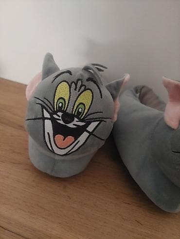 prsluk jaknica mango u: Kucne patofne Tom i Jerry,vel.38/39. Kao nove at lalafo.rs — 4 prsluk jaknica mango u: Kucne patofne Tom i Jerry,vel.38/39. Kao nove — 4