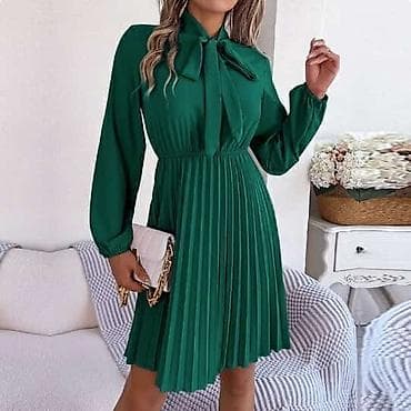 Haljine, plise
Cena 2000
Uni vel.
V/014 na lalafo.rs — 2 Haljine, plise
Cena 2000
Uni vel.
V/014 — 2