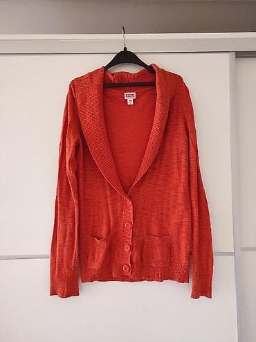 Dzemper velicina M. Kvalitetan iz uvoza. Markiran at lalafo.rs Dzemper velicina M. Kvalitetan iz uvoza. Markiran