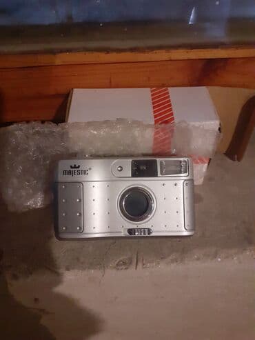 MAJESTIC 35mm filmski fotoaparat - Tip: kompaktni 35mm at lalafo.rs MAJESTIC 35mm filmski fotoaparat - Tip: kompaktni 35mm