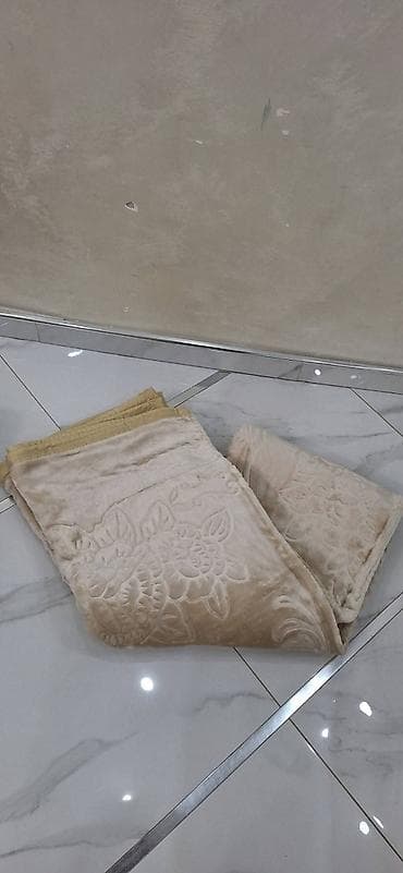 Ćebe za jednu osobu 150x200 2400din na lalafo.rs — 9 Ćebe za jednu osobu 150x200 2400din — 9