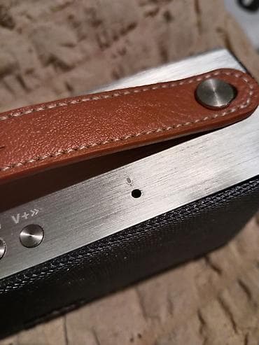 Veho 360 M6 Mode Retro bežični Bluetooth zvučnik sa mikrofonom. MADE na lalafo.rs — 9 Veho 360 M6 Mode Retro bežični Bluetooth zvučnik sa mikrofonom. MADE — 9