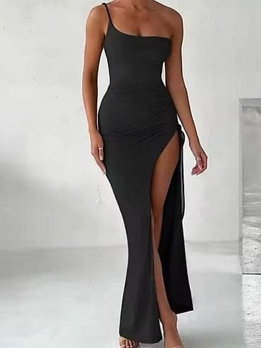 Haljina duga na jednu bratelu sa slicem i uckurom za nabiranje,sa na lalafo.rs Haljina duga na jednu bratelu sa slicem i uckurom za nabiranje,sa