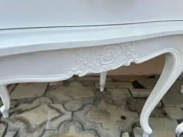 Antique Dressers: Stilske komode / noćni ormarići Stilske komode / noćni ormarići U at lalafo.rs — 6 Antique Dressers: Stilske komode / noćni ormarići Stilske komode / noćni ormarići U — 6