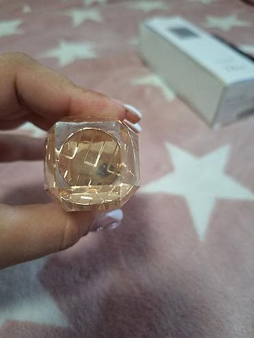 Beauty & Care: Burberry Body – Eau de Parfum mini - Brend: Burberry - Linija: Body - at lalafo.rs — 4 Beauty & Care: Burberry Body – Eau de Parfum mini - Brend: Burberry - Linija: Body - — 4