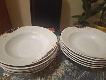 Tanjiri duboki NOVI 10/1 porcelan, ukrasene prelepim teget zlatnim na lalafo.rs Tanjiri duboki NOVI 10/1 porcelan, ukrasene prelepim teget zlatnim