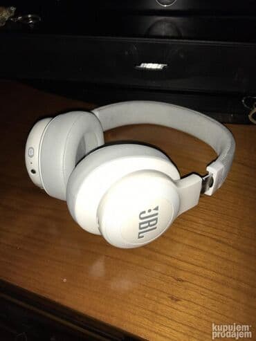 Original JBL blutut slusalice. Kao NOVE Izuetan zvuk baterija kao na lalafo.rs Original JBL blutut slusalice. Kao NOVE Izuetan zvuk baterija kao