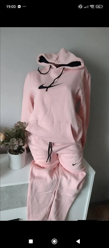 Women's Sweatsuits: Cena 3500din
Futrovane
Velicine S,M,L,XL 2XL at lalafo.rs — 1 Women's Sweatsuits: Cena 3500din
Futrovane
Velicine S,M,L,XL 2XL — 1