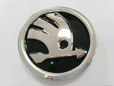 Znak/Logo Škoda – okrugli emblem za vozilo - Originalni dizajn Škoda na lalafo.rs Znak/Logo Škoda – okrugli emblem za vozilo - Originalni dizajn Škoda
