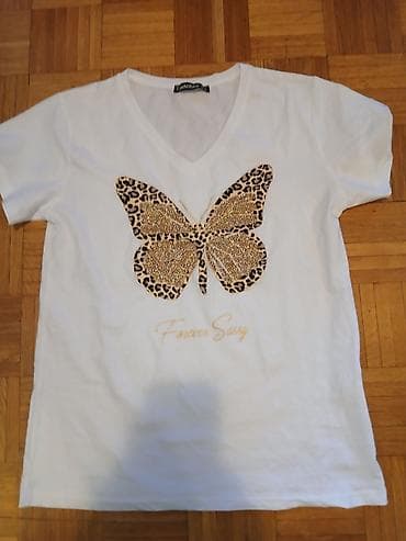 Kvalitetna majica turski brend u broju L nova na lalafo.rs Kvalitetna majica turski brend u broju L nova