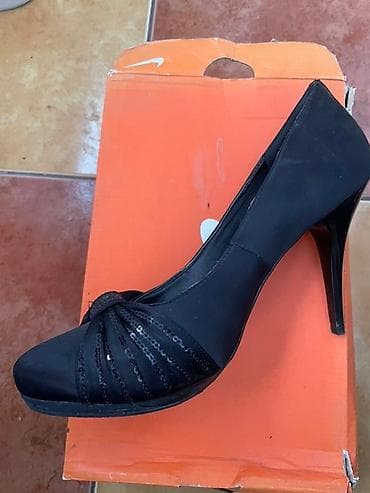 Elegantne crne ženske salonke sa visokom potpeticom. - Potpetica na lalafo.rs — 3 Elegantne crne ženske salonke sa visokom potpeticom. - Potpetica — 3