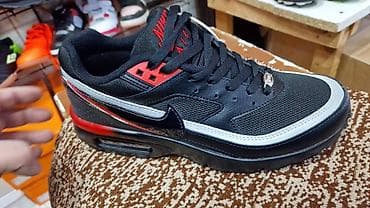 Trainers: Patike orginal sa kutijom
41 do 46
za samo 5999 din at lalafo.rs — 7 Trainers: Patike orginal sa kutijom
41 do 46
za samo 5999 din — 7