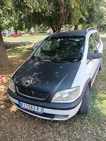 Opel Zafira: 0.2 - engine capacity l | 2000 г. 500000 km Van/Minibus na lalafo.rs Opel Zafira: 0.2 - engine capacity l | 2000 г. 500000 km Van/Minibus