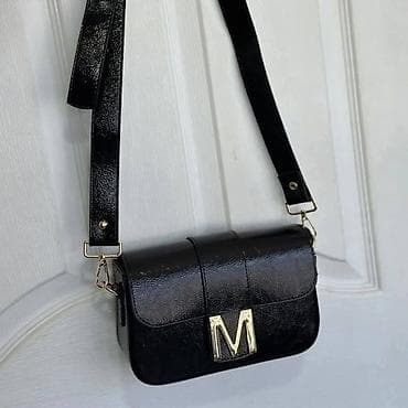 Ponovo na stanju
Mona torbe
3000 din at lalafo.rs — 4 Ponovo na stanju
Mona torbe
3000 din — 4