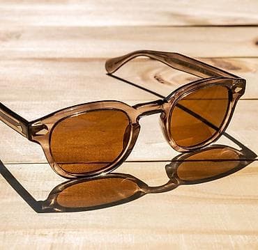 SUNČANE NAOČARE MONRO – klasičan okruglo‑kvadratni oblik - Brend na lalafo.rs SUNČANE NAOČARE MONRO – klasičan okruglo‑kvadratni oblik - Brend