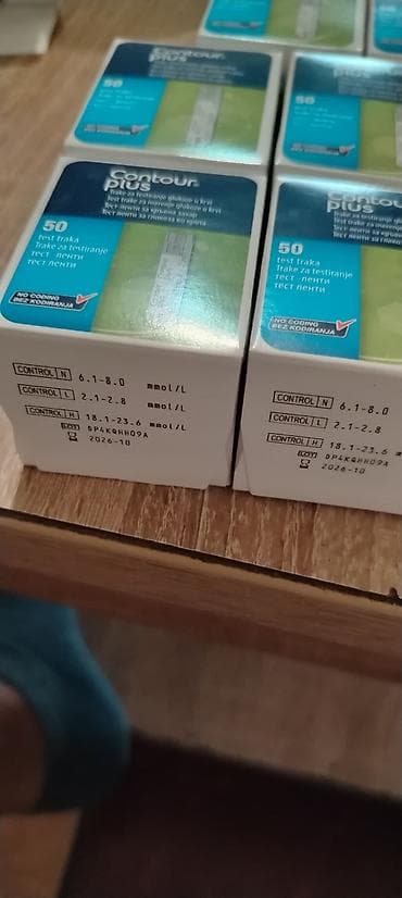 kom sa etiketom: Trakice za merenja secera contour plus nove neotpakovane komad za at lalafo.rs — 3 kom sa etiketom: Trakice za merenja secera contour plus nove neotpakovane komad za — 3