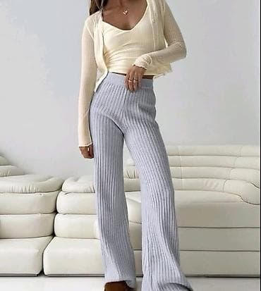 Cena 1499din
Ili 2kom 2199din
Trikotaza na lalafo.rs — 6 Cena 1499din
Ili 2kom 2199din
Trikotaza — 6