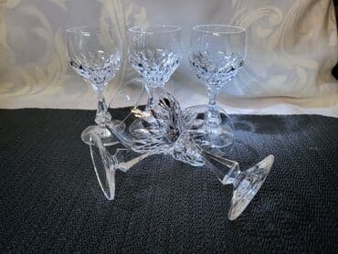 Case kristal,led kristal za zestoko pice Zwiesel Nemacka 80te. Case at lalafo.rs Case kristal,led kristal za zestoko pice Zwiesel Nemacka 80te. Case