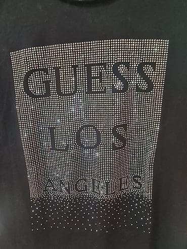 GUESS majica za žene – model “Los Angeles” - Boja: crna - Kratak at lalafo.rs — 3 GUESS majica za žene – model “Los Angeles” - Boja: crna - Kratak — 3