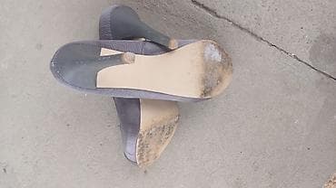 Sive ženske salonke sa otvorenim prstima (peep-toe), elegantnog na lalafo.rs — 2 Sive ženske salonke sa otvorenim prstima (peep-toe), elegantnog — 2