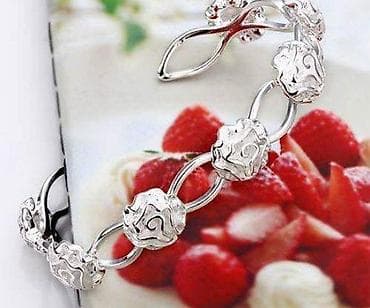 Personal Items: Srebrna narukvica 925 – elegantan otvoreni model - Materijal at lalafo.rs — 2 Personal Items: Srebrna narukvica 925 – elegantan otvoreni model - Materijal — 2