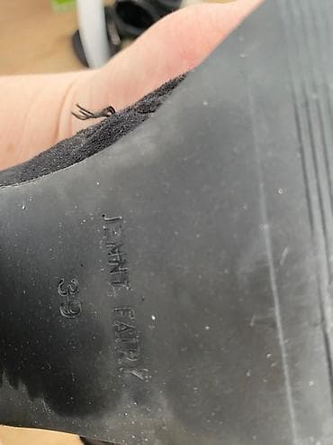 Crne kožne bajkerske čizme sa ukrasnim detaljima. - Materijal na lalafo.rs — 7 Crne kožne bajkerske čizme sa ukrasnim detaljima. - Materijal — 7