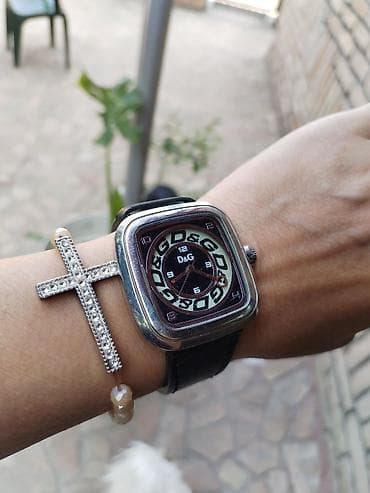 Dolce Gabbana rucni sat ORIGINAL Original, potrebno bateriju zameniti at lalafo.rs — 6 Dolce Gabbana rucni sat ORIGINAL Original, potrebno bateriju zameniti — 6