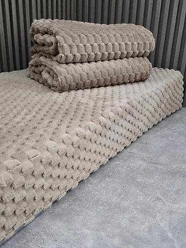 Mekani prekrivači za krevet i garnituru – pčelinji sać/“bubble” na lalafo.rs — 1 Mekani prekrivači za krevet i garnituru – pčelinji sać/“bubble” — 1