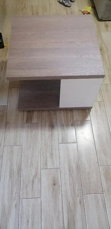 Furniture: Klub Sto 24 Materijal i Dekor: Izrađuje se od univera debljine 36mm at lalafo.rs — 2 Furniture: Klub Sto 24 Materijal i Dekor: Izrađuje se od univera debljine 36mm — 2
