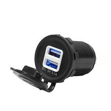 Car Phone Chargers: Punjač za automobil sa dva USB porta, izlazne snage 5V 3.1A at lalafo.rs — 2 Car Phone Chargers: Punjač za automobil sa dva USB porta, izlazne snage 5V 3.1A — 2