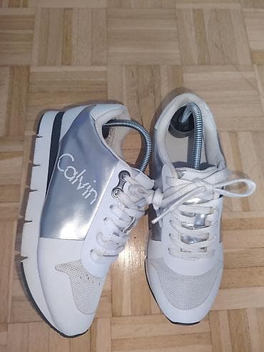 Patike Calvin Klein sa platformom u beloj boji sa srebrnim detaljima na lalafo.rs — 3 Patike Calvin Klein sa platformom u beloj boji sa srebrnim detaljima — 3