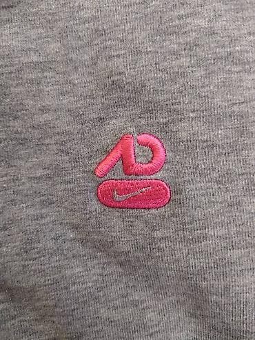 Nike ženski duks sa kapuljačom vel. S Presladak funkcionalan na lalafo.rs — 8 Nike ženski duks sa kapuljačom vel. S Presladak funkcionalan — 8