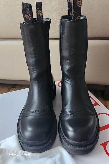 Guess Kožne ženske čizme – crne, Chelsea stil, br 38 - Materijal na lalafo.rs — 6 Guess Kožne ženske čizme – crne, Chelsea stil, br 38 - Materijal — 6