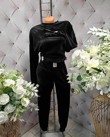 Women's Sweatsuits: NOVOO plisani kompleti .2700,oo vel S/M i L/XL at lalafo.rs — 7 Women's Sweatsuits: NOVOO plisani kompleti .2700,oo vel S/M i L/XL — 7