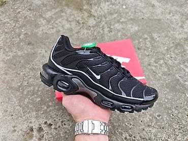 Nike Air Max Plus (Tn) patike – crne - Model: Air Max Plus / Tn - na lalafo.rs — 1 Nike Air Max Plus (Tn) patike – crne - Model: Air Max Plus / Tn - — 1
