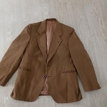 Muški sako u boji karamela/kamila. - Klasican kroj sa špic reverima - na lalafo.rs Muški sako u boji karamela/kamila. - Klasican kroj sa špic reverima -