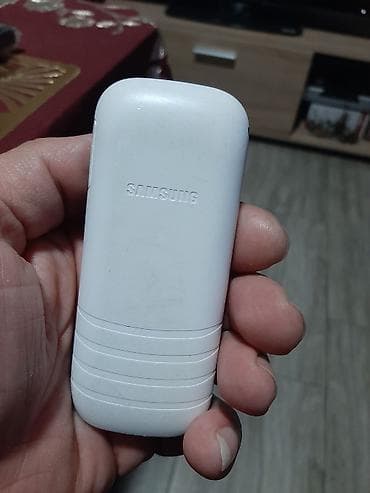 Samsung Gte 1200 ispravan telefon radi na sve mreze baterija odlicna na lalafo.rs — 5 Samsung Gte 1200 ispravan telefon radi na sve mreze baterija odlicna — 5