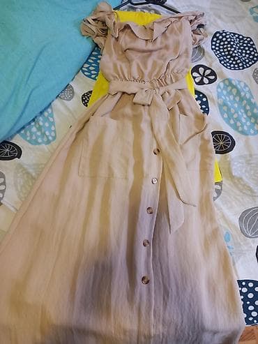 Haljina nova
cene dogovor na lalafo.rs — 2 Haljina nova
cene dogovor — 2