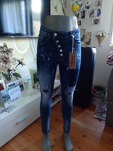 Ženske skinny farmerke – tamno plavi džins sa efektnim detaljima na lalafo.rs Ženske skinny farmerke – tamno plavi džins sa efektnim detaljima