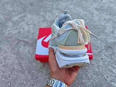 Nike patike – model sa Air jastucima - Silueta sa naglašenim đonom i na lalafo.rs — 4 Nike patike – model sa Air jastucima - Silueta sa naglašenim đonom i — 4