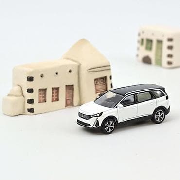 Peugeot 5008 2020 White Metallic – Norev Minijet Norev Minijet na lalafo.rs Peugeot 5008 2020 White Metallic – Norev Minijet Norev Minijet