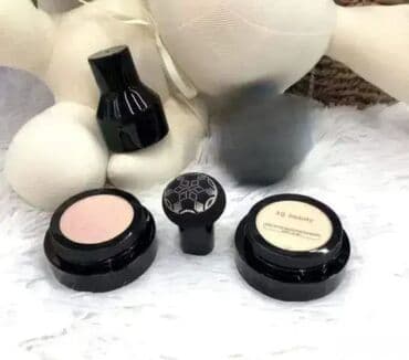 Šminka: CC krema i puder za lice 💄✨ CC krema za nesavršenosti – Savršen izbor na lalafo.rs Šminka: CC krema i puder za lice 💄✨ CC krema za nesavršenosti – Savršen izbor